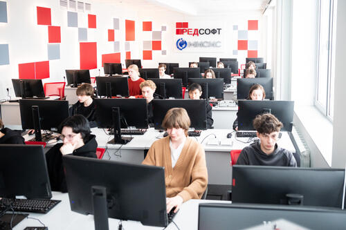 В Университете МИСИС открылась ИТ-лаборатория полного цикла от РЕД СОФТ