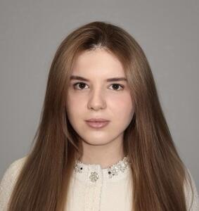 Алена Чеснокова